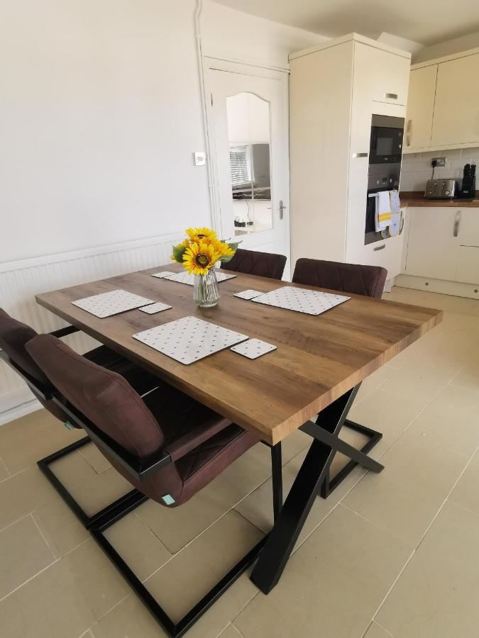 Bee At Home Cefn-coed-y-cymmer 외부 사진
